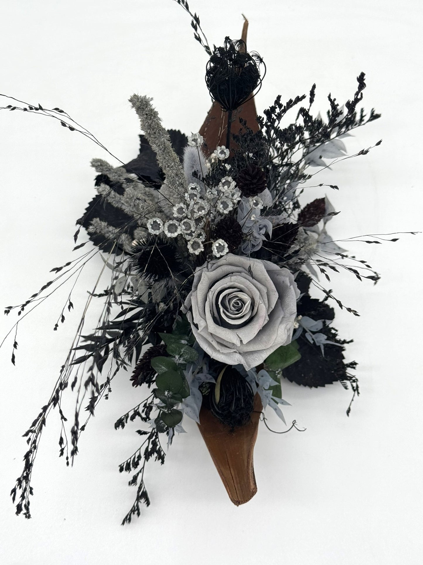 Schiffchen mit Infinity Rose schwarz grau