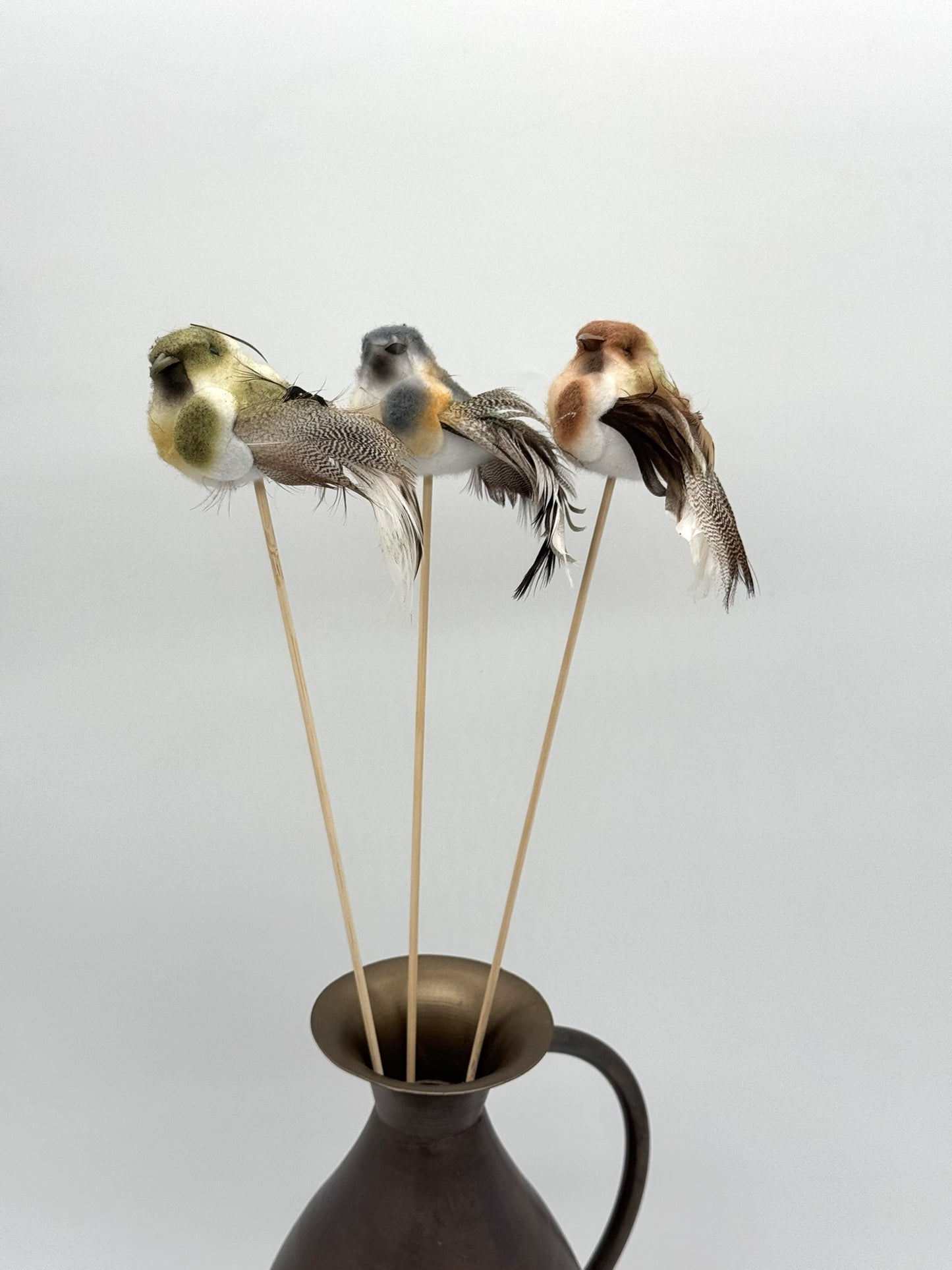 Dekostecker Vogel mit Federn 1 Stück