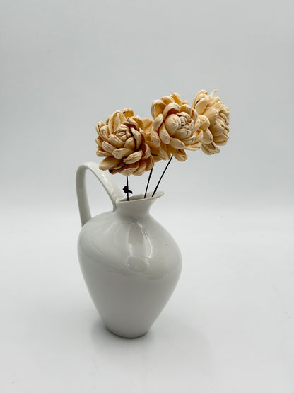 Blüte Dahlie Sola am Draht Natur