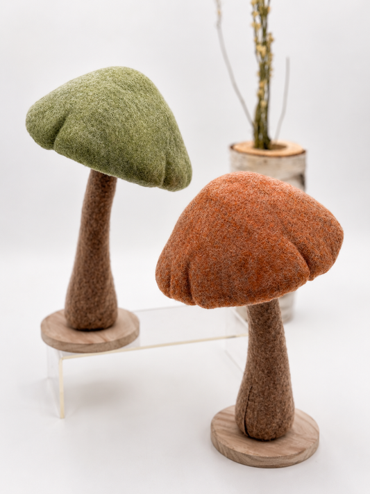 Deko-Pilz mit Filzhut & Holzfuß 26 cm x 16 cm verschiedene Farben