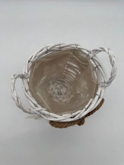 Weißer Pflanzkorb mit Jute Schleife und weißem Stern 18 cm