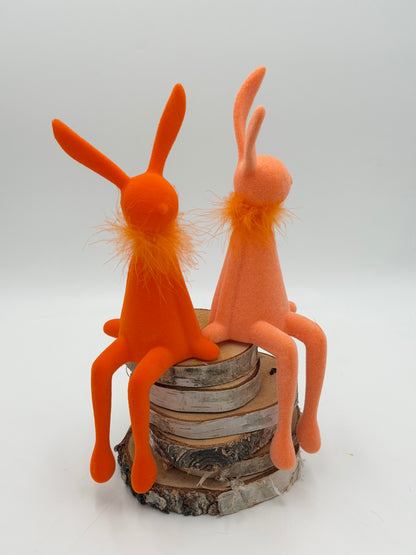 Kantenhocker Osterhase orange 36 cm beflockt sitzend 1 Stück