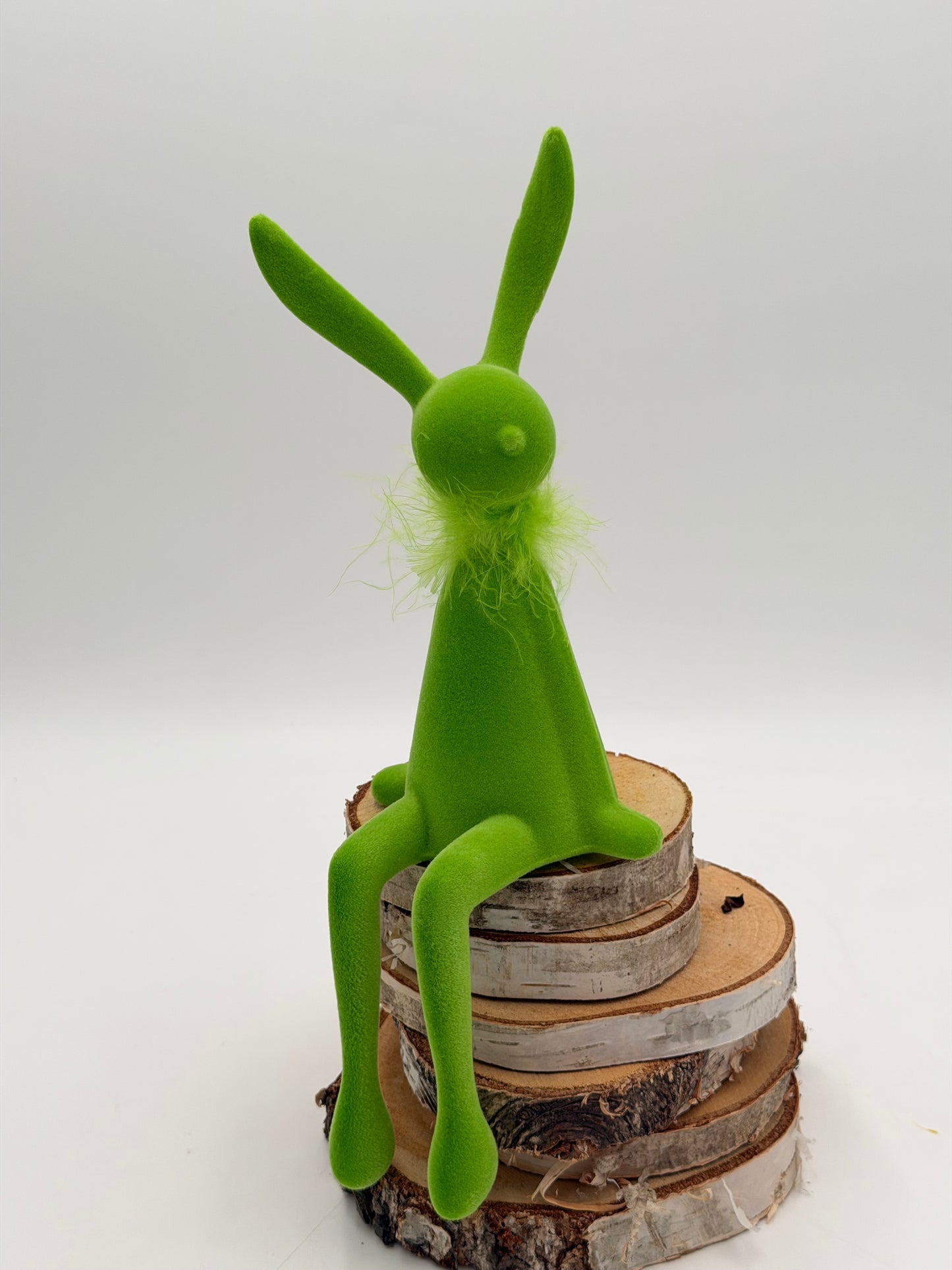 Kantenhocker Osterhase grün 36 cm beflockt sitzend 1 Stück