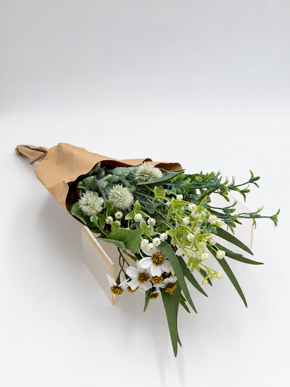 Kunstblumenstrauß „Green Garden“ Weiß & Grün