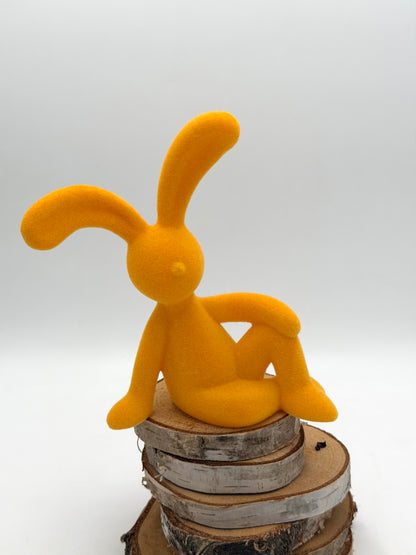 Hase sitzend gelb beflockt Ostern Frühling 20 cm