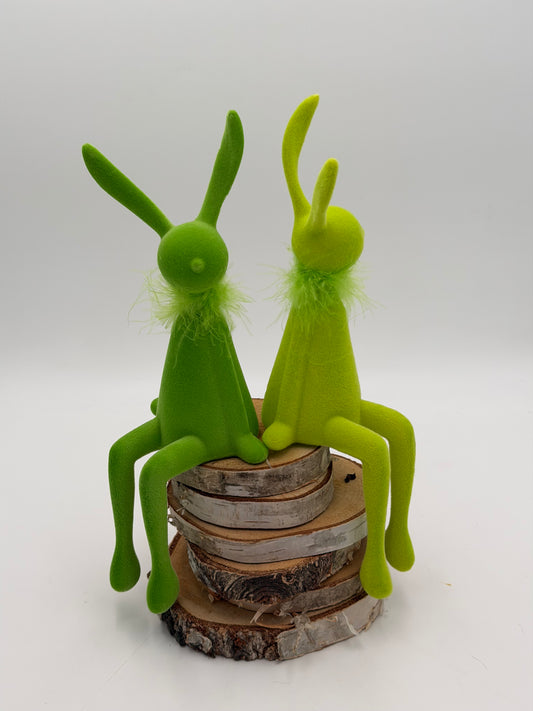 Kantenhocker Osterhase grün 36 cm beflockt sitzend 1 Stück