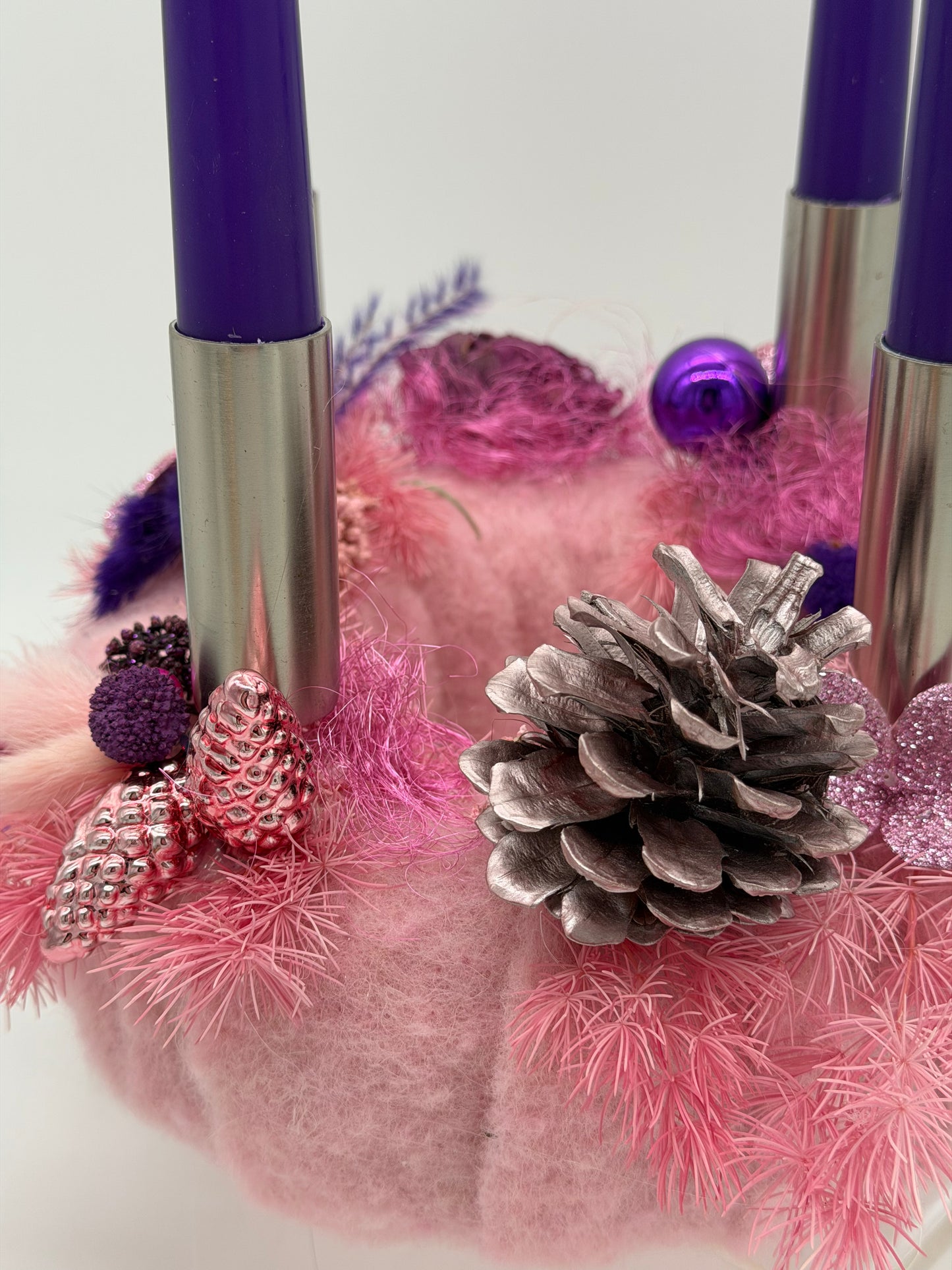 Adventskranz haltbar rosa lila Wolle 20 cm