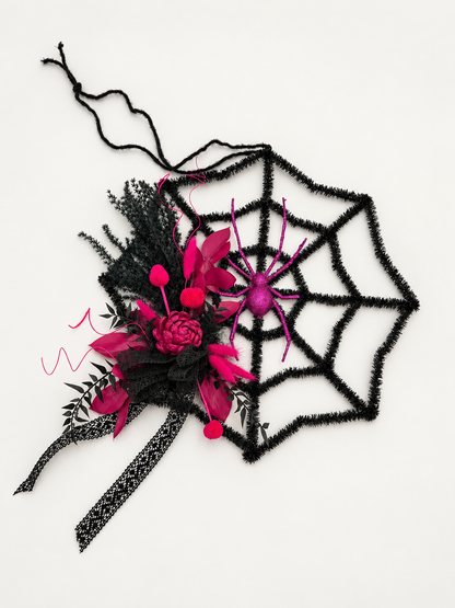 Halloween-Spinnennetz für Tür oder Wand mit Trockenblumen Schwarz & Pink mit Glitzerspinne ø 39 cm