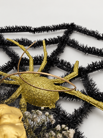 Halloween-Spinnennetz für Tür oder Wand mit Trockenblumen Schwarz & Gold mit Glitzerspinne ø 39 cm