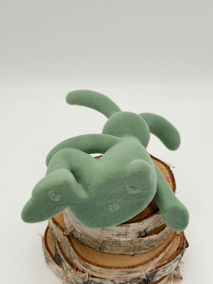 Hase sitzend salbei grün beflockt Ostern Frühling 20 cm