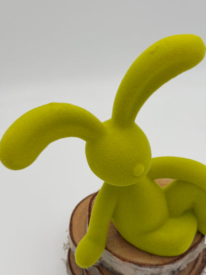 Hase sitzend hellgrün beflockt Ostern Frühling 20 cm