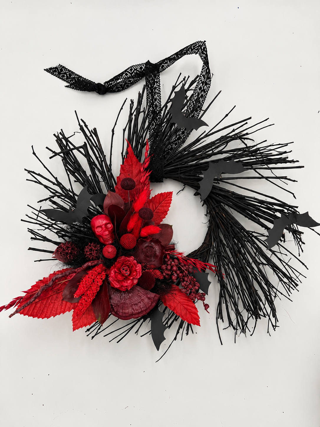Halloween-Kranz „Crimson Night“ Schwarz, Rot & Bordeaux mit Fledermäusen Ø 40 cm