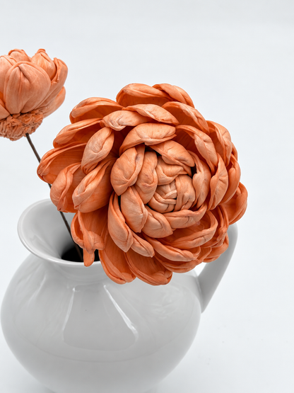 Blüte Dahlie Sola am Draht Orange