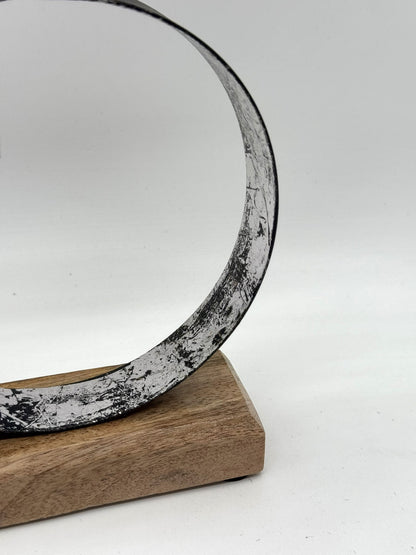 Osterhase Metall mit Holz Standfuß 37 cm
