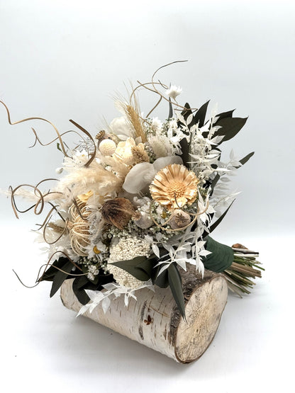 Trockenblumenstrauß beige
