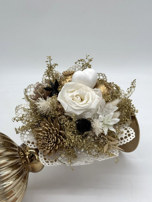 Trockenblumenstrauß mit Manschette gold weiß